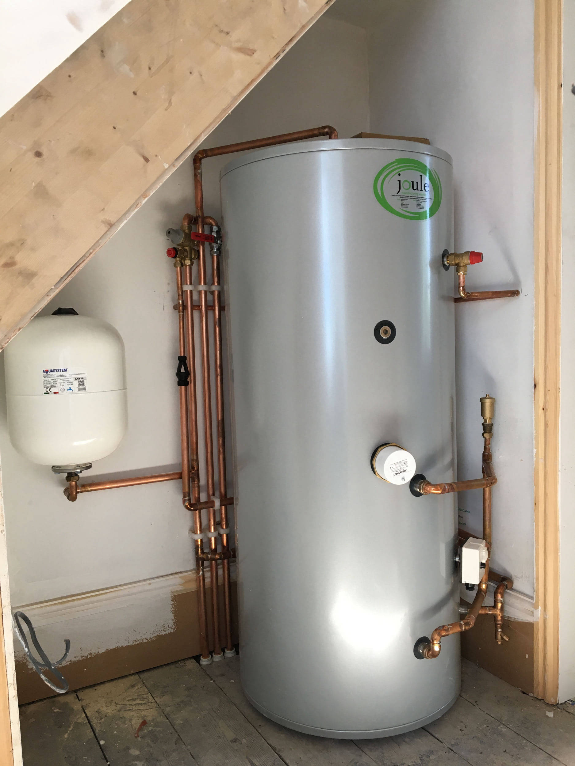 New unvented cylinder installation